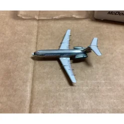 Airplane Model*Aero Classics 1:400 American Airlines BAC One-Eleven - Miniature Marvels: Airplane Models & Painted Dice