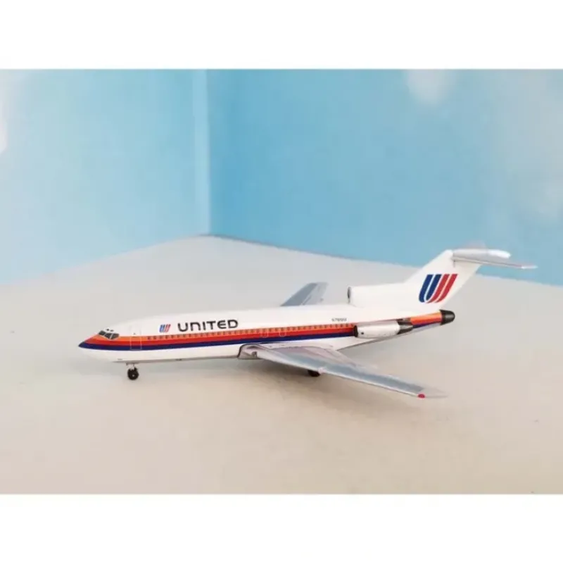 Airplane Model*Aero Classics AC411212 1:400 United Airlines Boeing 727-100 N7010U - Miniature Marvels: Airplane Models & Painted Dice