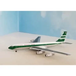 Airplane Model*Aero Classics BBX41617 1:400 Cathay Pacific cargo Boeing 707 - Miniature Marvels: Airplane Models & Painted Dice