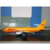 Airplane Model*AeroClassics AC419573 1:400 DHL Boeing 767-200 N769AX - Miniature Marvels: Airplane Models & Painted Dice