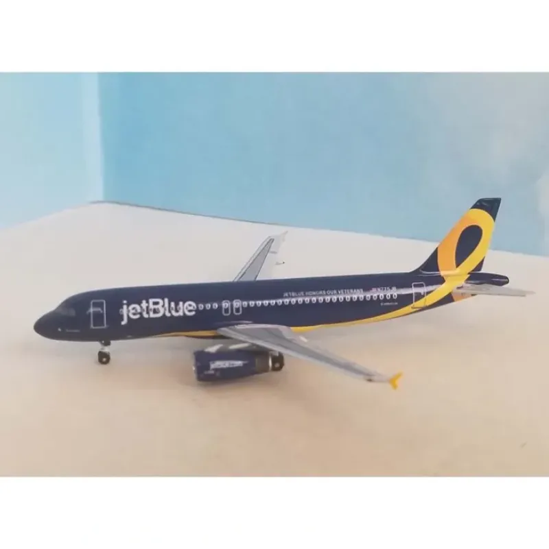Airplane Model*Aeroclassics AC411267 1:400 Jetblue A320 N775JB - Miniature Marvels: Airplane Models & Painted Dice