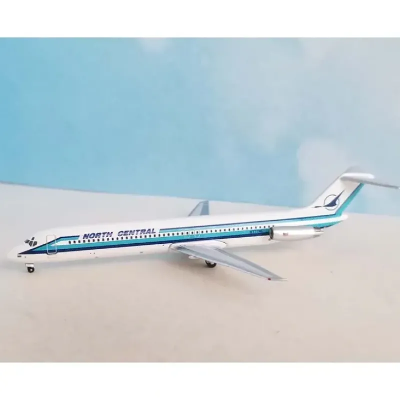 Airplane Model*AeroClassics AC411327 1:400 North Central DC-9-50 N777NC - Miniature Marvels: Airplane Models & Painted Dice