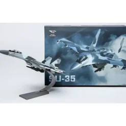 Airplane Model*Air Force 1 AF1-0116 Russian Air Force Sulhoi SU-35 - Miniature Marvels: Airplane Models & Painted Dice