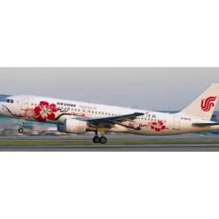 Airplane Model**Aviation200 AV2086 1:200 Air China Airbus A320-214 B-6610 - Miniature Marvels: Airplane Models & Painted Dice