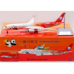 Airplane Model*Aviation200 AV2097 B-32F8 Sichuan Airlines Airbus A350-941 - Miniature Marvels: Airplane Models & Painted Dice