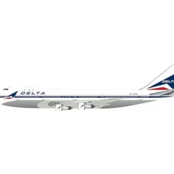 Airplane Model**B Models B-741-DL-9896P 1:200 Delta Boeing 747-100 - Miniature Marvels: Airplane Models & Painted Dice