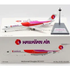 Airplane Model**B Models B-951-HA-649 1:200 Hawaiian Air Douglas DC-9-51 - Miniature Marvels: Airplane Models & Painted Dice