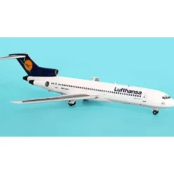 Airplane Model**Bbox BBOX0970 1:200 Lufthansa Boeing 727-200 D-ABKT - Miniature Marvels: Airplane Models & Painted Dice