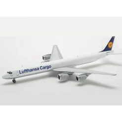 Airplane Model**B-Models B-DC8731017A 1:200 Lufthansa Cargo DC-8-73 - Miniature Marvels: Airplane Models & Painted Dice