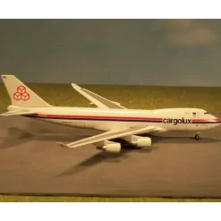 Airplane Model*Dragon Models 55072 1:400 Cargolux Boeing 747-200 LX-ICV - Miniature Marvels: Airplane Models & Painted Dice