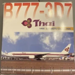 Airplane Model*Dragon Wings 55193 1:400 Thai Airlines Boeing 777-3D7 - Miniature Marvels: Airplane Models & Painted Dice