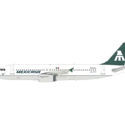 Airplane Model**El Aviador EAVTXT 1:200 Mexicana Airbus A320 - Miniature Marvels: Airplane Models & Painted Dice