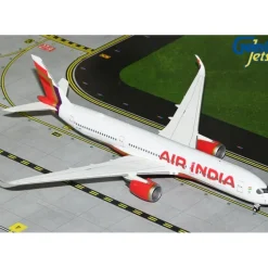Airplane Model*Gemini Jets G2AIC1290 1:200 Air India Airbus A350-900 - Miniature Marvels: Airplane Models & Painted Dice