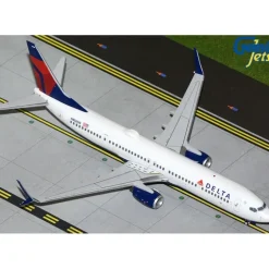 Airplane Model*Gemini Jets G2DAL1115 1:200 Delta Boeing 737-900ER - Miniature Marvels: Airplane Models & Painted Dice