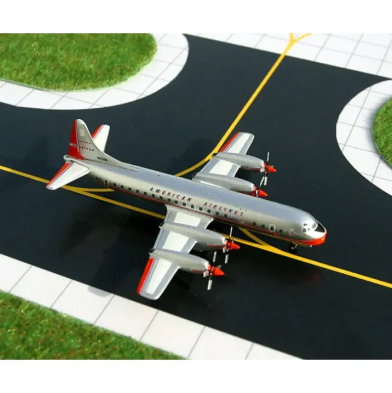 Airplane Model*Gemini Jets GJAAL491 1:400 American Airlines L-188 Electra N6128A - Miniature Marvels: Airplane Models & Painted Dice