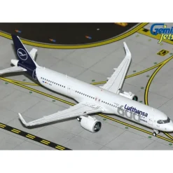 Airplane Model*Gemini Jets GJDLH2238 1:400 Lufthansa A321neo D-AIEQ 600th Airbus Aircraft - Miniature Marvels: Airplane Models & Painted Dice