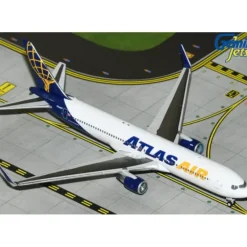 Airplane Model*Gemini Jets GJGTI2166 1:400 Atlas Air Boeing 767-300ER - Miniature Marvels: Airplane Models & Painted Dice