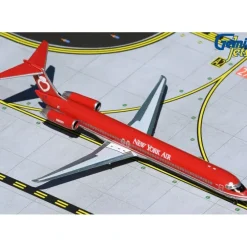 Airplane Model*Gemini Jets GJNYA1967 1:400 New York Air MD-80 - Miniature Marvels: Airplane Models & Painted Dice