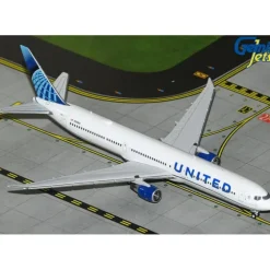 Airplane Model*Gemini Jets GJUAL2152 1:400 United Airlines B767-400ER N76064 - Miniature Marvels: Airplane Models & Painted Dice