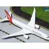 Airplane Model*Gemini Jets G2QFA983 1:200 Qantas Airways Boeing 787-9 Dreamliner - Miniature Marvels: Airplane Models & Painted Dice
