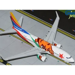 Airplane Model*Gemini Jets G2SWA1010 1:200 Southwest 737-700 California One - Miniature Marvels: Airplane Models & Painted Dice