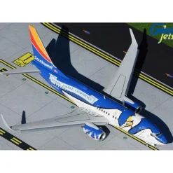Airplane Model*Gemini Jets G2SWA926F 1:200 Southwest Boeing 737-700 Louisiana One (Flaps Down) - Miniature Marvels: Airplane Models & Painted Dice