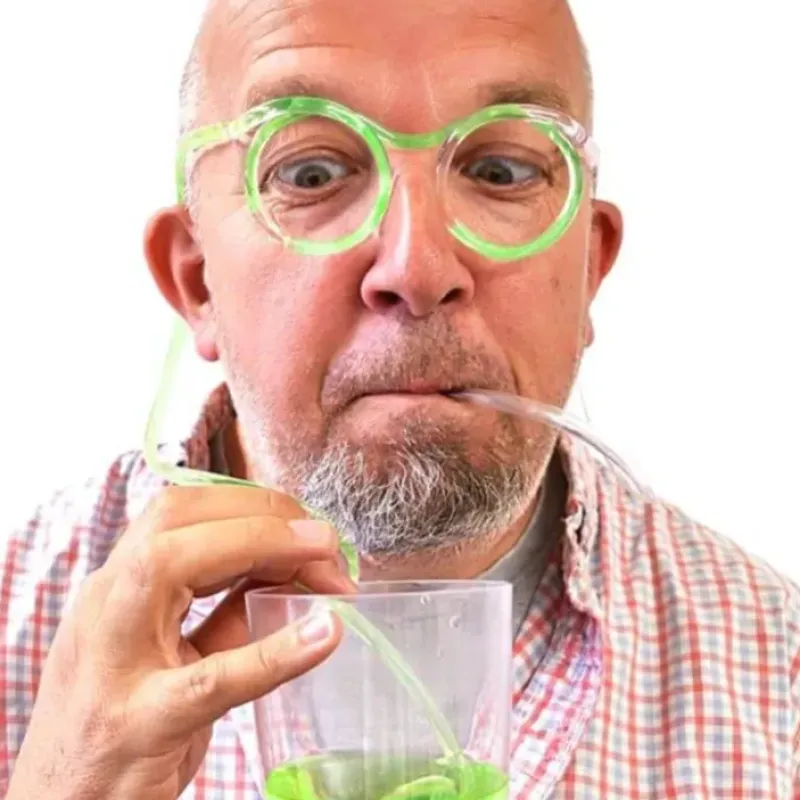 Egpull<Glowing Drinking Straw Glasses - Glow in the Dark Glasses - Drinking Fun! - Miniature Marvels: Airplane Models & Painted Dice