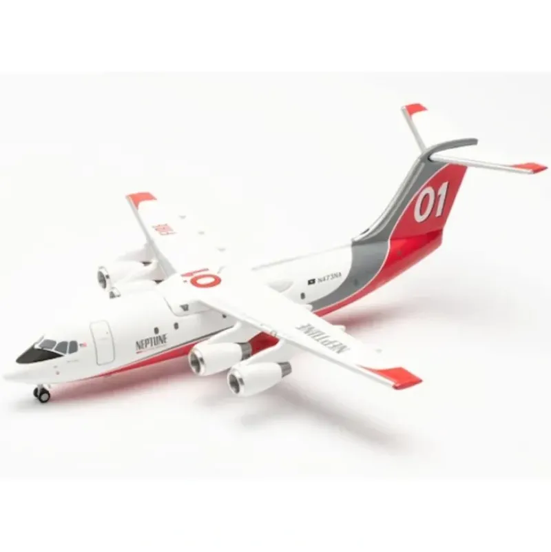 Airplane Model*Herpa Wings 572835 1:200 Neptune Aviation BAE 146-200 - Miniature Marvels: Airplane Models & Painted Dice