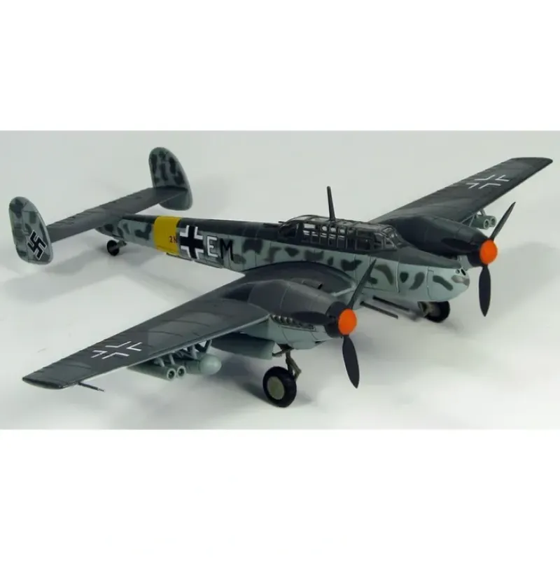 Airplane Model*Hobby Master HA1801 1:72 BF110G-2 - Miniature Marvels: Airplane Models & Painted Dice