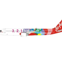 Airplane Model**InFlight200 HH-321-01 1:200 Air Asia Airbus A321 SM-VAA - Miniature Marvels: Airplane Models & Painted Dice
