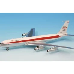 Airplane Model**InFlight IF70028 1:200 TWA Cargo Jet Boeing 707-320 - Miniature Marvels: Airplane Models & Painted Dice