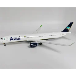 Airplane Model*InFlight IF359AD0523 1:200 Azul A350-941 PR-AOW - Miniature Marvels: Airplane Models & Painted Dice