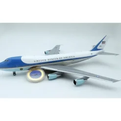 Airplane Model*InFlight IFAFIVC-25AP 1:200 USAF Boeing VC-25 - Miniature Marvels: Airplane Models & Painted Dice