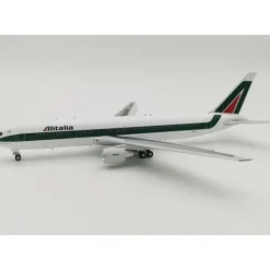 Airplane Model*InFlight IF763AZ0531 1:200 Alitalia Boeing 767-33A - Miniature Marvels: Airplane Models & Painted Dice