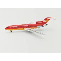 Airplane Model**Inflight IF721BN0823 1:200 Braniff International Airways Boeing 727-191 - Miniature Marvels: Airplane Models & Painted Dice