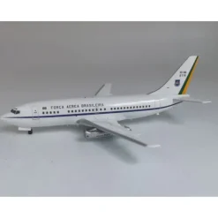 Airplane Model*Inflight IF732BRS01 1:200 Brazil Air Force Boeing 737-200 - Miniature Marvels: Airplane Models & Painted Dice
