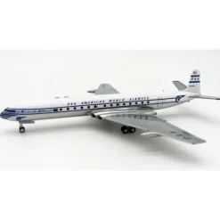 Airplane Model**Inflight IFCOMPAA001P 1:200 Pan Am De Havilland DH-106 Comet - Miniature Marvels: Airplane Models & Painted Dice