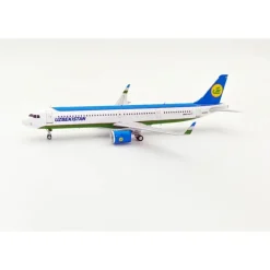 Airplane Model*Inflight IF321HY0923 1:200 Uzbekistan Airways Airbus A321-253NX - Miniature Marvels: Airplane Models & Painted Dice