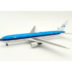Airplane Model*InFlight IF763KL1220 1:200 KLM Boeing 767-300 - Miniature Marvels: Airplane Models & Painted Dice