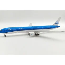 Airplane Model*Inflight IF773KL1224 1:200 KLM Royal Dutch Airlines Boeing 777-306/ER PH-BVS - Miniature Marvels: Airplane Models & Painted Dice