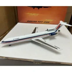 Airplane Model*InFlight IFLHS001 1:200 Air Holland Boeing 727-200 - Miniature Marvels: Airplane Models & Painted Dice