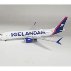 Airplane Model*InFlight IF738MFI1122 1:200 Icelandair Boeing 737-8 MAX TF-ICU - Miniature Marvels: Airplane Models & Painted Dice