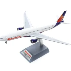 Airplane Model*InFlight200 IF333SG0719 Skyservice A330-300 C-FBUS - Miniature Marvels: Airplane Models & Painted Dice