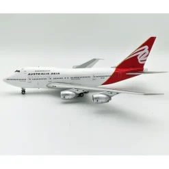 Airplane Model*InFlight IF747SPQF0823 1:200 Qantas Boeing 747SP-38 VH-EAA - Miniature Marvels: Airplane Models & Painted Dice
