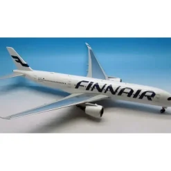 Airplane Model*InFlight200 IF3500915U Finnair A350-900 Flaps Up OH-LWA - Miniature Marvels: Airplane Models & Painted Dice