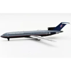 Airplane Model*Inflight IF722UA7447 1:200 United Airlines Boeing 727-222/Adv N7447U - Miniature Marvels: Airplane Models & Painted Dice