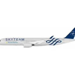 Airplane Model*Inflight IF359VN01 1:200 Airbus A350-900 Vietnam Airlines (SkyTeam livery) VN-A897 - Miniature Marvels: Airplane Models & Painted Dice
