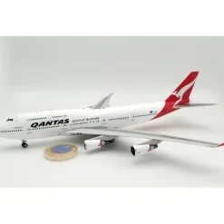 Airplane Model**InFlight QANTAS747FARELL 1:200 Qantas Boeing 747-400 - Miniature Marvels: Airplane Models & Painted Dice