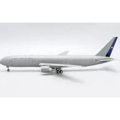 Airplane Model*JC Wings 1:200 Chilean Air Force Boeing 767-300 LH2254 - Miniature Marvels: Airplane Models & Painted Dice