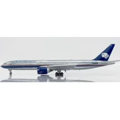 Airplane Model*JC Wings JC4AMX0025A 1:400 Aeromexico Boeing 777-200ER N745AM (Flaps Down) - Miniature Marvels: Airplane Models & Painted Dice